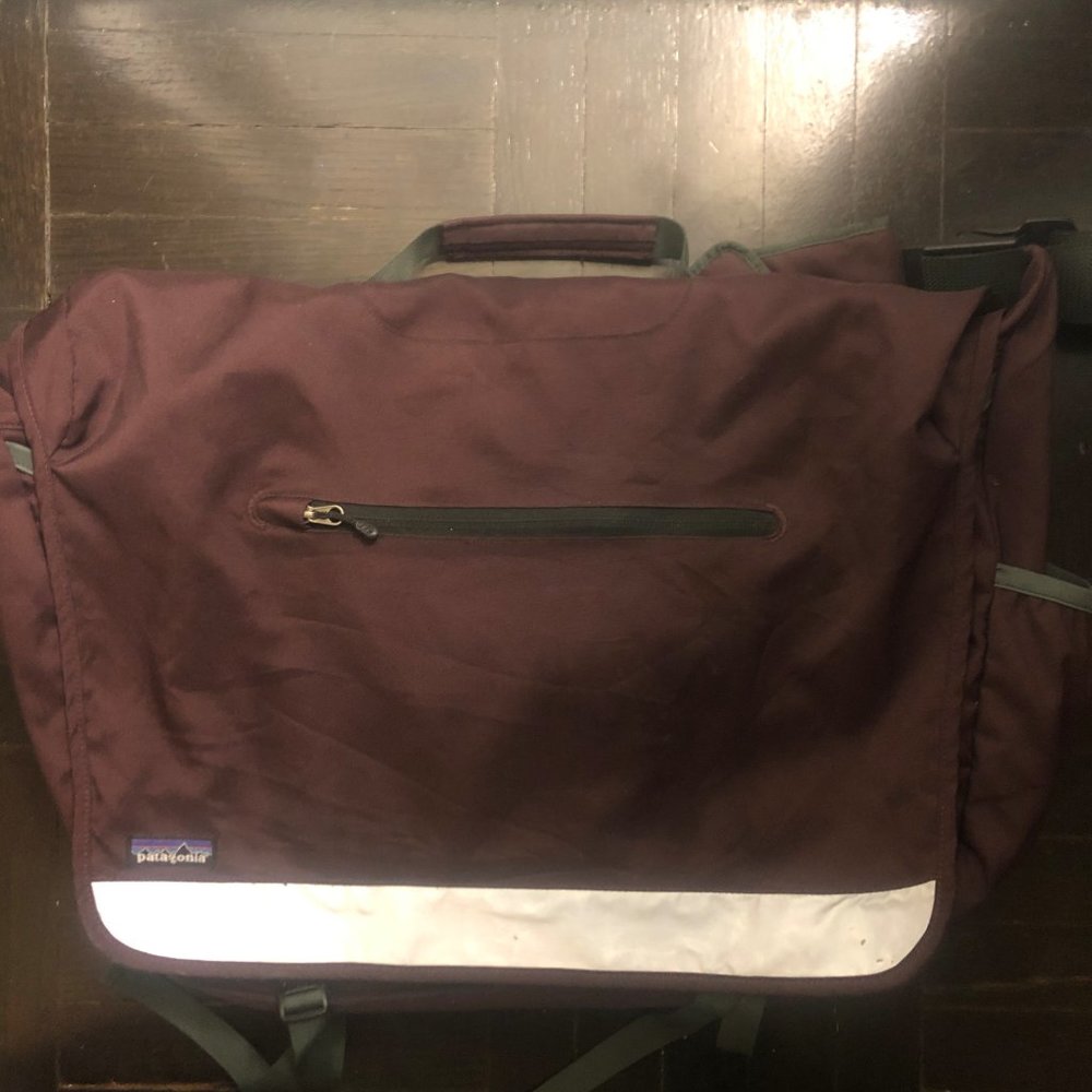 Patagonia Large Messenger Bag w/ Laptop Case